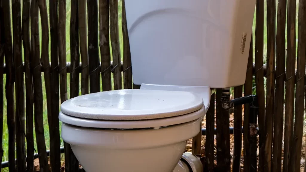Water saving toilet with sink on top vs ceramic toilet